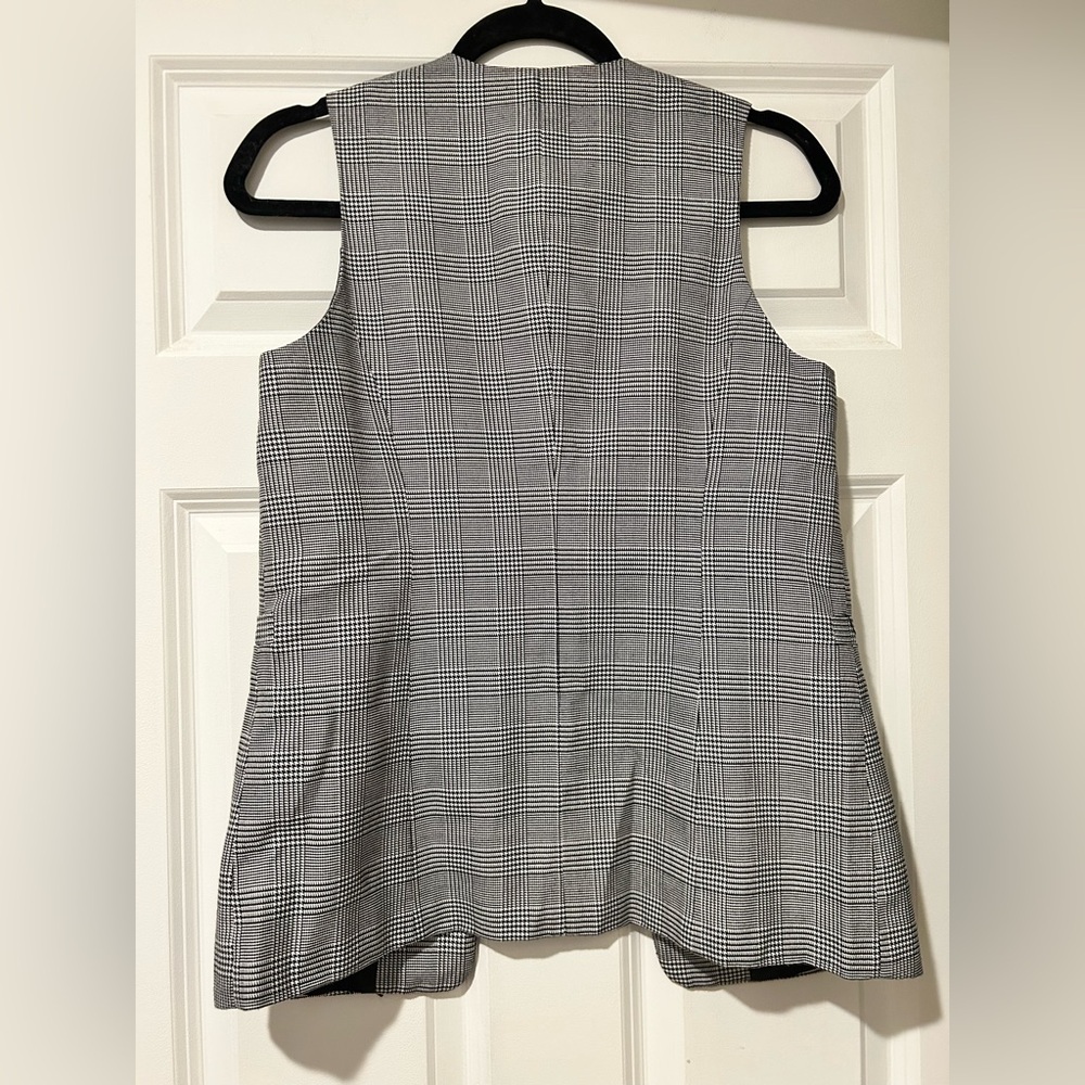 Like New Sincerely Jules Black & White Glen Plaid Vest Sleeveless Top - Picture 3 of 13
